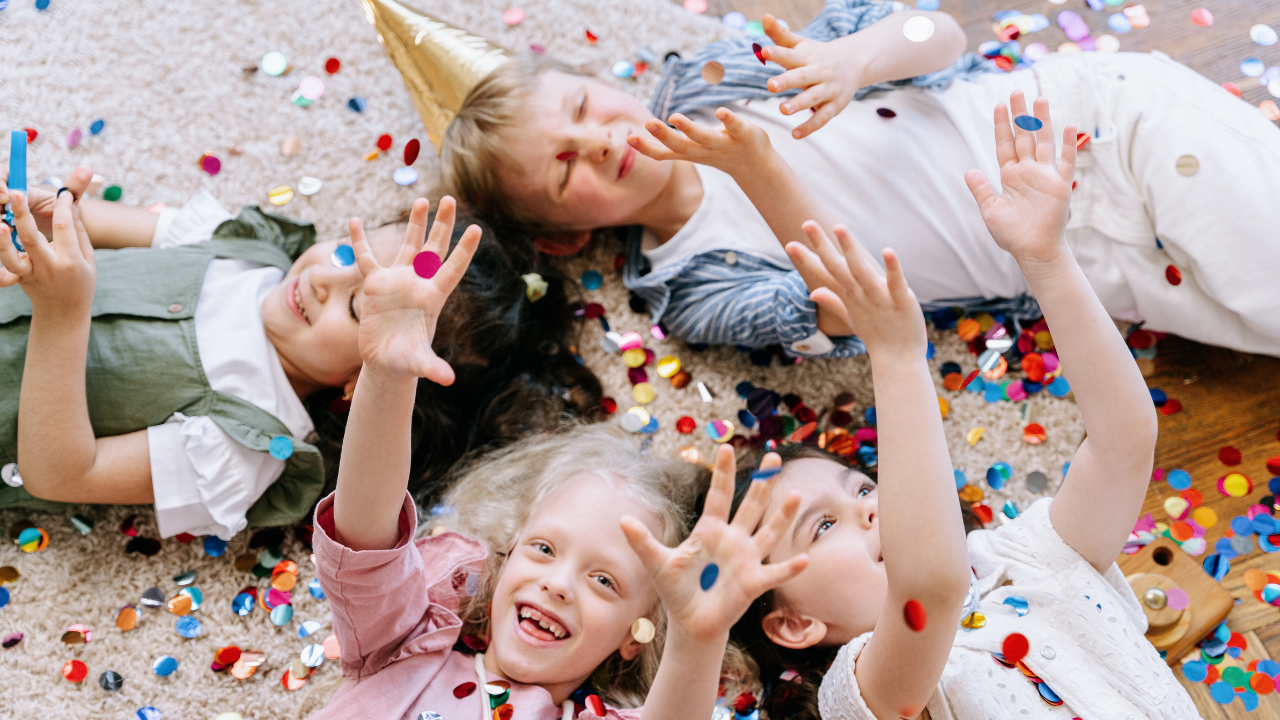 Balloon Artist / Garlands
